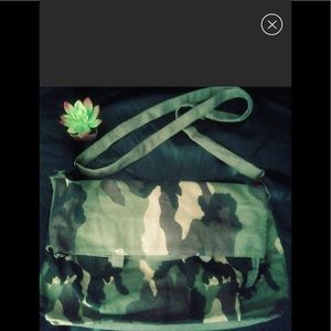 Camo Tote/ Carry All Bag